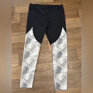 Under Armour Women’s Black and Gray Geometric Leggings